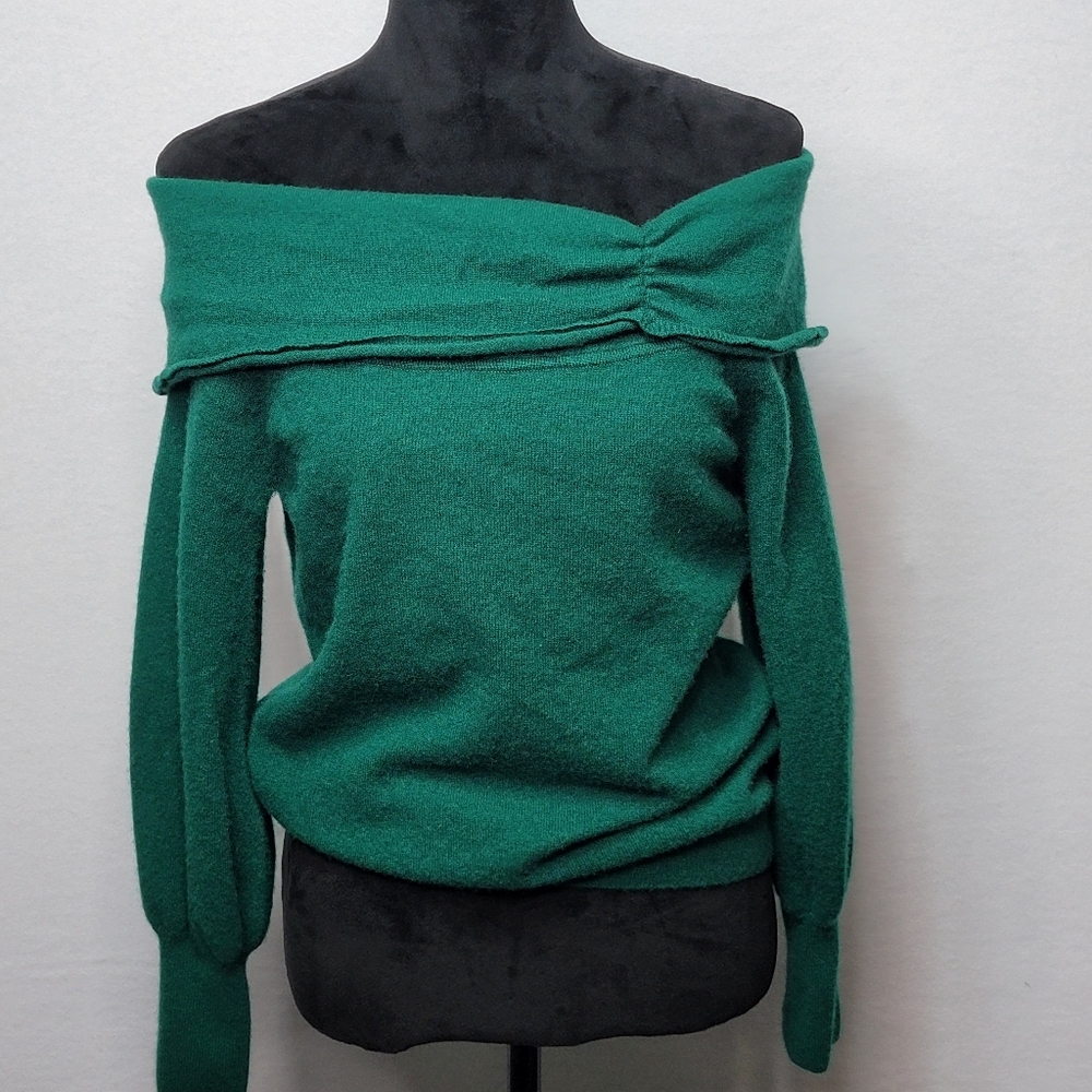 Elegant CASHMERE Green Off-Shoulder Sweater SIZE M. #869